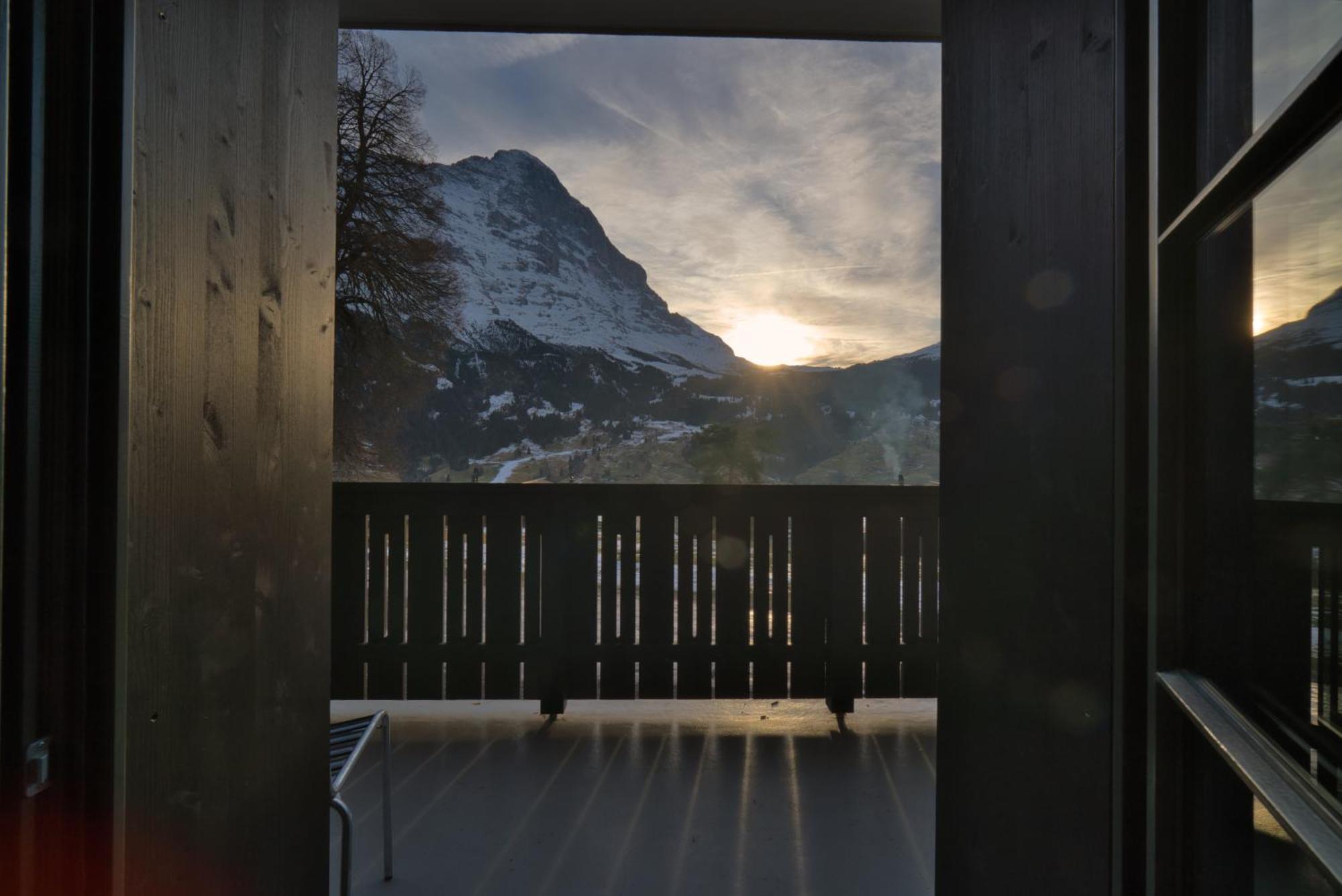 Eiger View Alpine Lodge グリンデルヴァルト エクステリア 写真