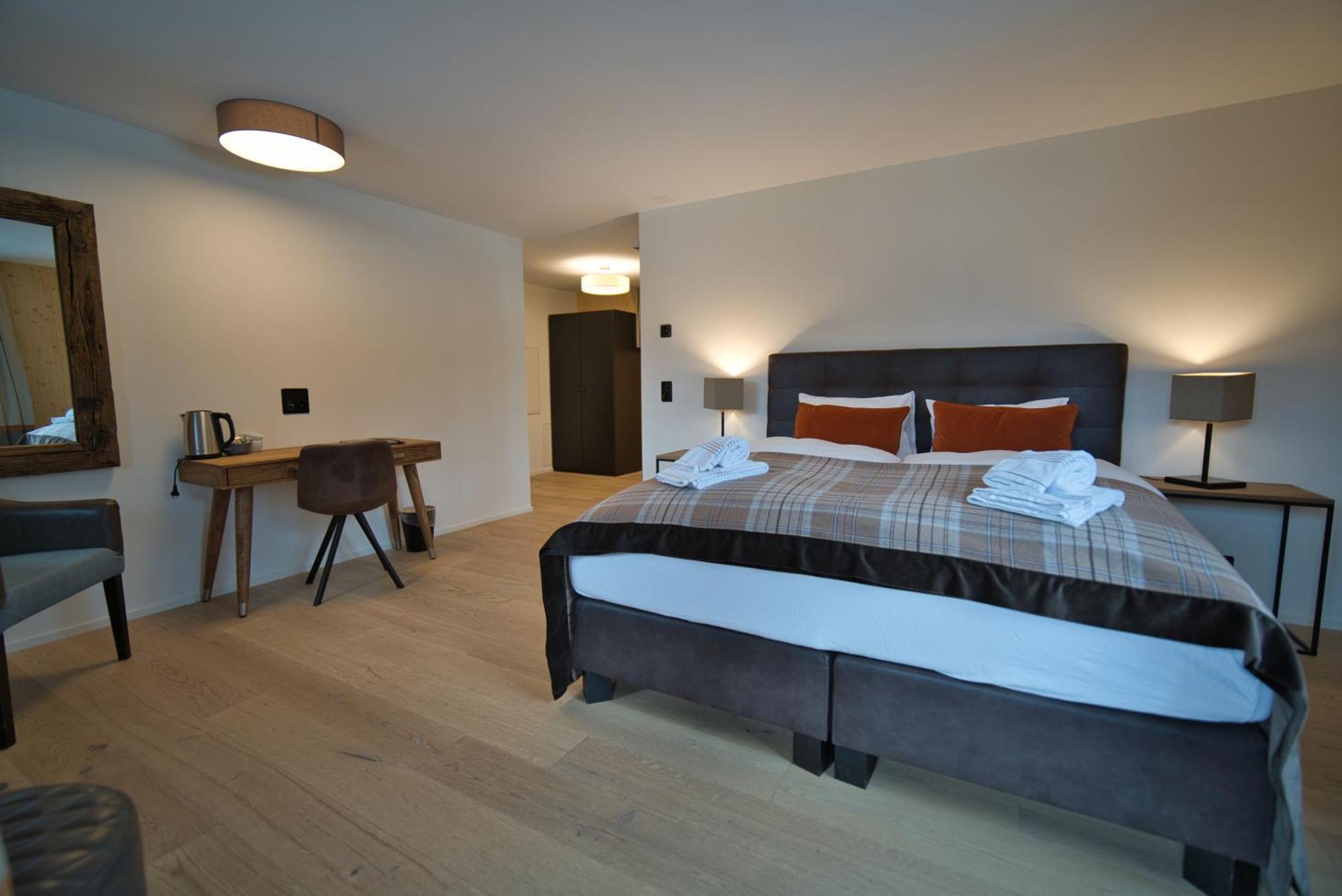 Eiger View Alpine Lodge グリンデルヴァルト エクステリア 写真