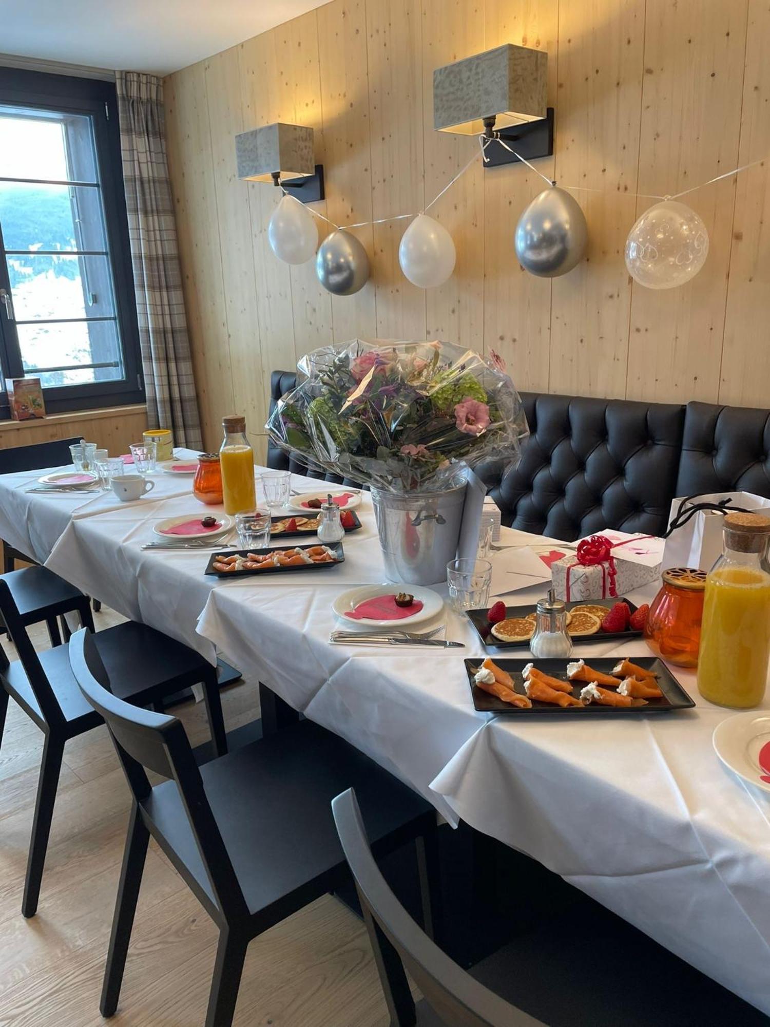 Eiger View Alpine Lodge グリンデルヴァルト エクステリア 写真