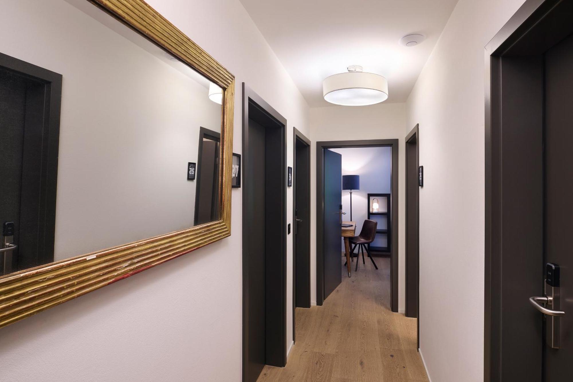 Eiger View Alpine Lodge グリンデルヴァルト エクステリア 写真