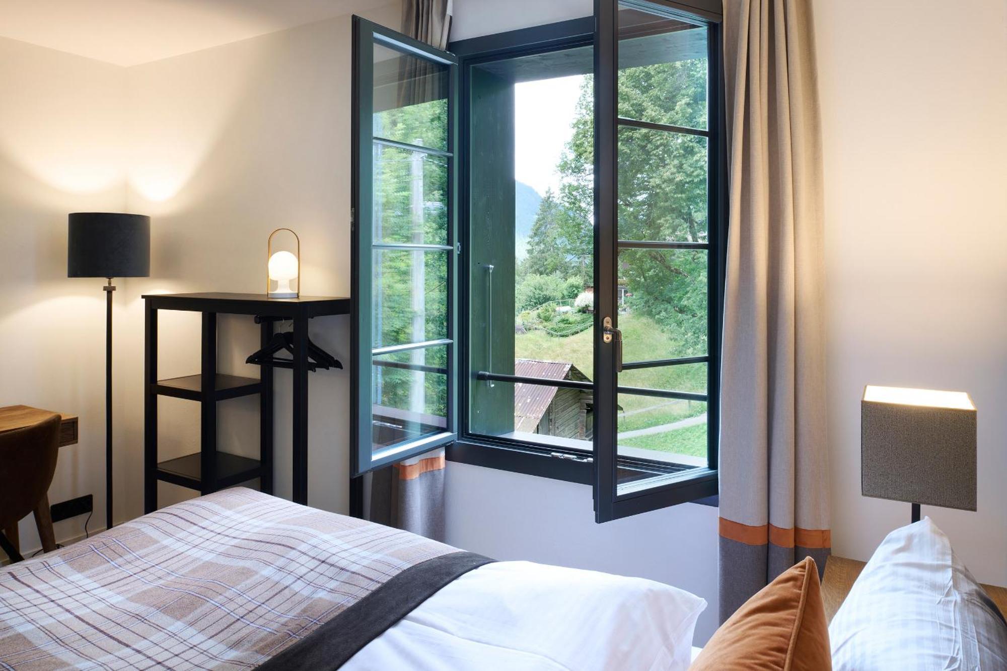Eiger View Alpine Lodge グリンデルヴァルト エクステリア 写真