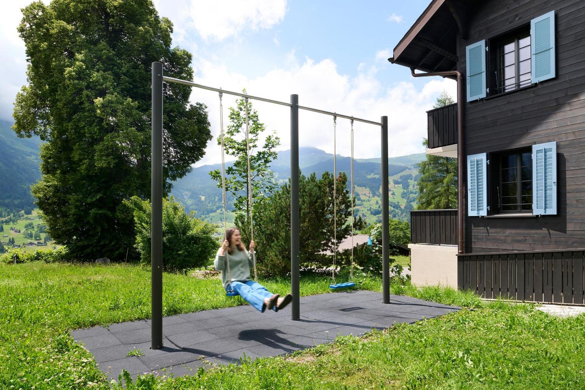 Eiger View Alpine Lodge グリンデルヴァルト エクステリア 写真